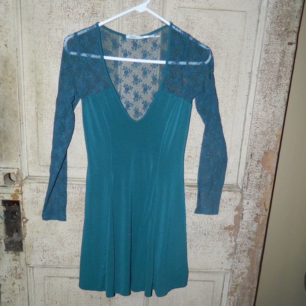 Urban Outfitters Kimchi Blue Skater Dress - Teal Lace Size Small (BB-22)